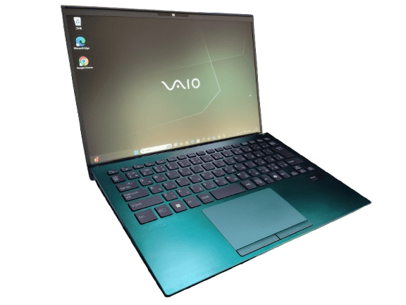 鮮やかな緑色のVAIOノートパソコン開いた状態